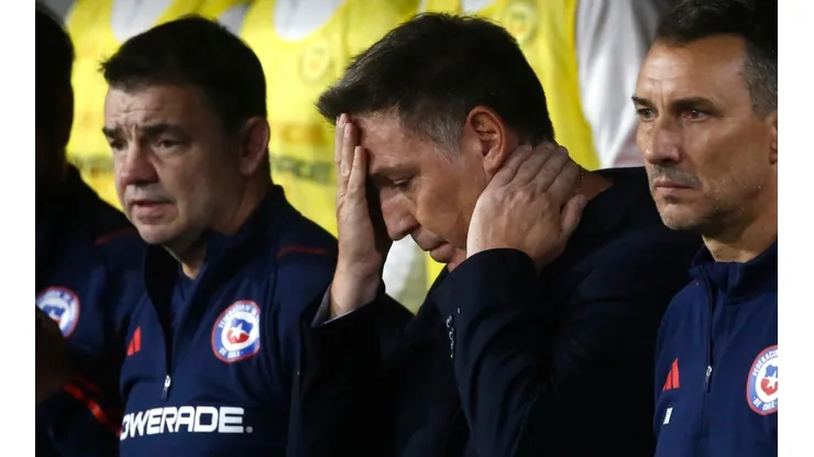 Berizzo perdió a uno de sus futbolistas en el microciclo de La Roja.