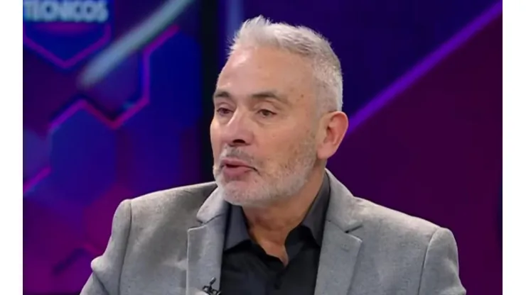 El ex futbolista se fue en picada con las autoridades