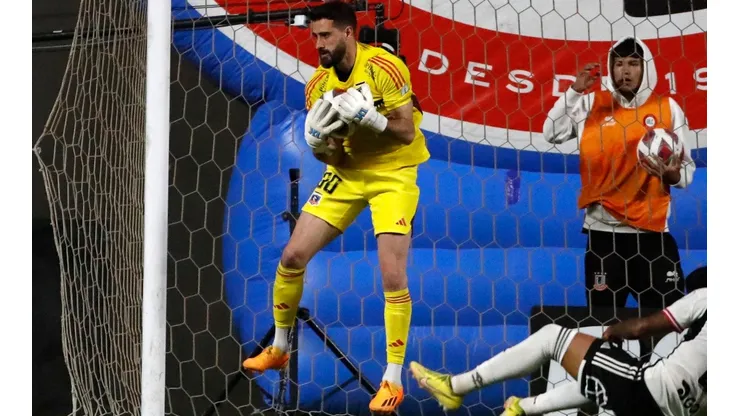 Fernando de Paul fue la gran figura de Colo Colo ante La Calera