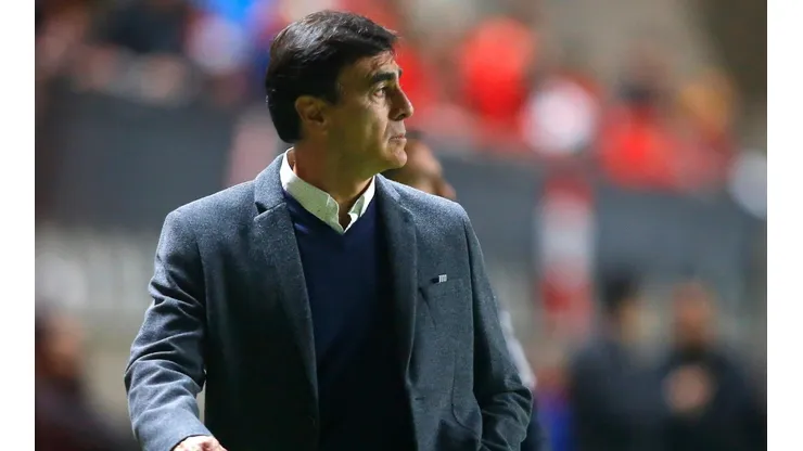 El DT albo se mostró preocupado por la lesión de Marcos Bolados.