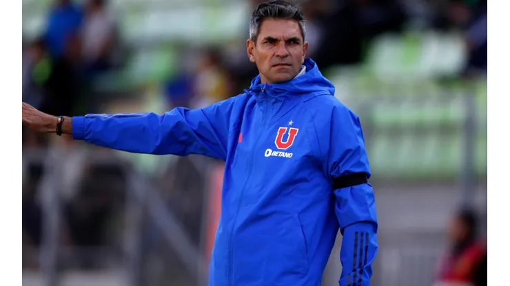 Mauricio Pellegrino cambiará el esquema para enfrenar a la UC