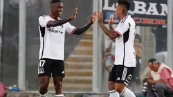 Los hinchas albos no quedaron para nada contentos con el asado de Lezcano y Castillo.