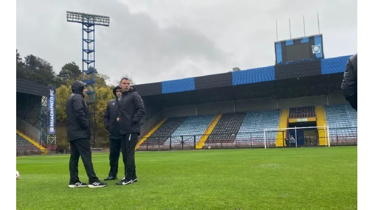 La lluvia obligó a suspender el duelo entre Huachipato y Magallanes.
