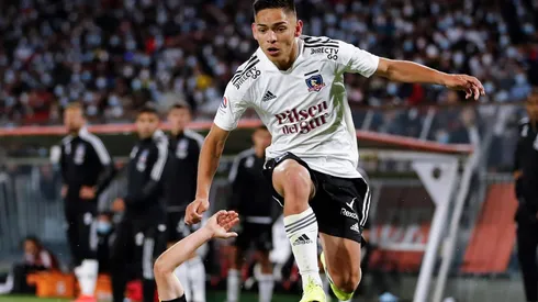 Cruz y su actual club Real Oviedo serán demandados por Colo Colo.