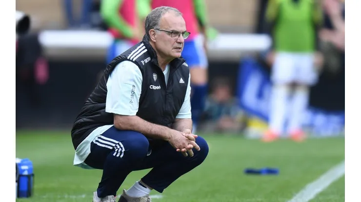 Bielsa tendría un último pedido para asumir en Uruguay.