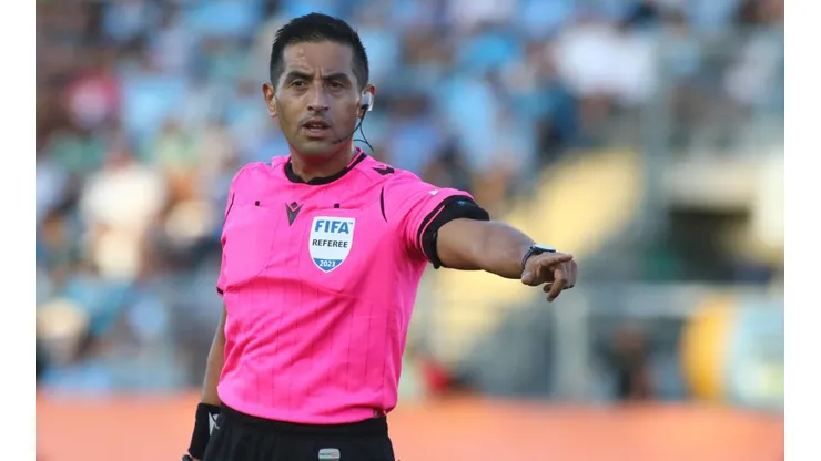Francisco Gilabert será árbitro para el Clásico Universitario