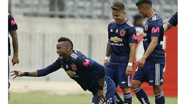 La recordada celebración de ex defensa brasileño de Universidad de Chile en un Clásico Universitario