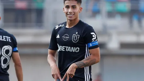 Histórico de Universidad de Chile se derrite por Lucas Assadi: "Se cree el cuento"