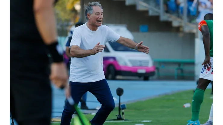 Ricardo Lunari no se preocupa por la ausencia de Ariel Holan para el Clásico Universitario