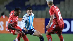 Matías Rojas de Racing le anotó un golazo a Ñublense por Copa Libertadores.