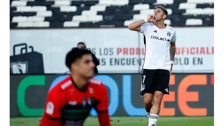 Palacios volvió a celebrar con el gesto de 'mandar a callar' a alguien.