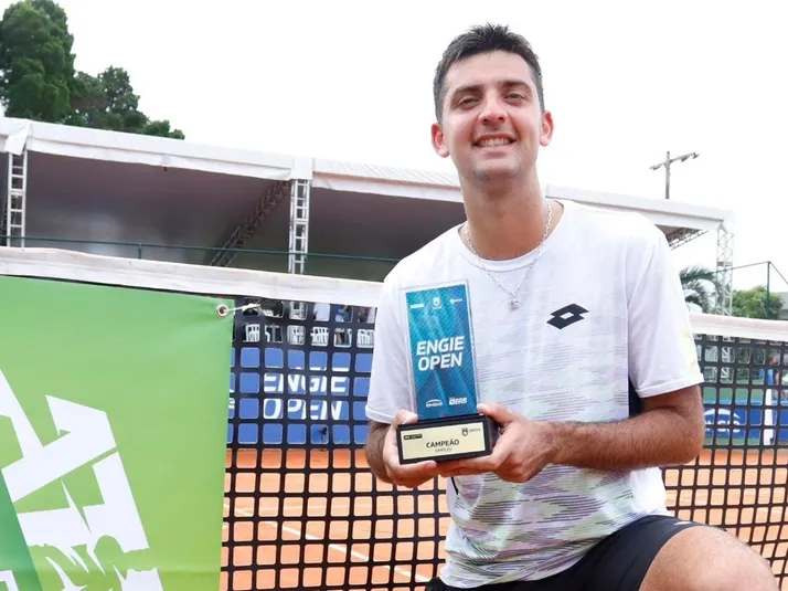 Tomás Barrios es campeón del ATP de Florianópolis