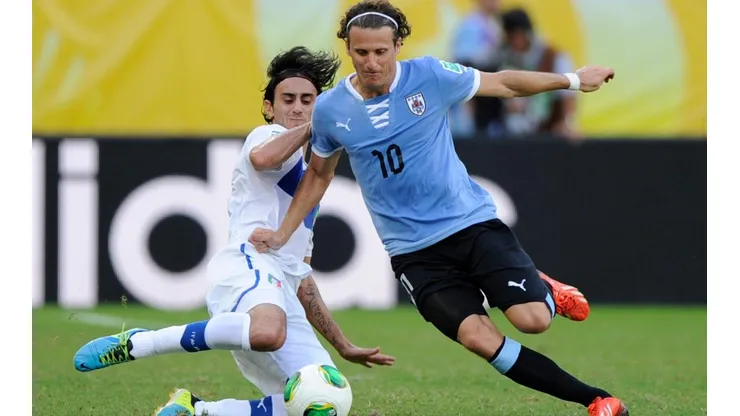 Dante Poli afirma que Forlán no tenía tantas condiciones