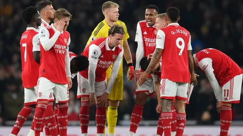 Arsenal se mantiene como líder de la Premier