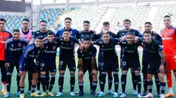 Los hinchas de la U aplauden el gesto de la U con la familia de Sánchez.