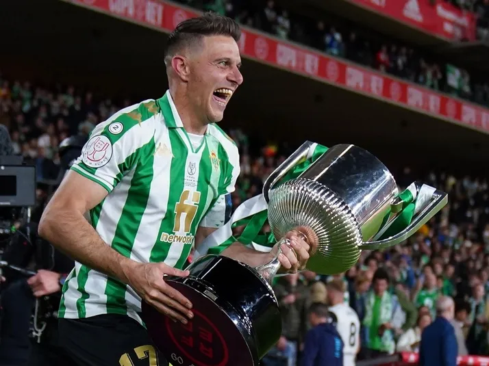 Histórico jugador español dejá el fútbol profesional