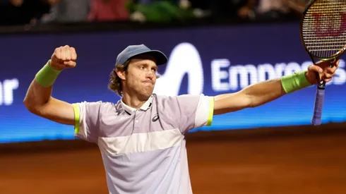 Jarry avanza de ronda en el ATP 500 de Barcelona