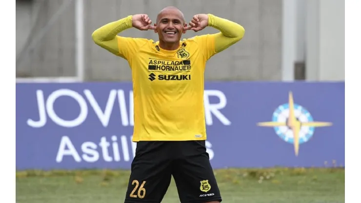 Humberto Suazo se retirará del fútbol a fines de 2025. Fin de un ciclo.
