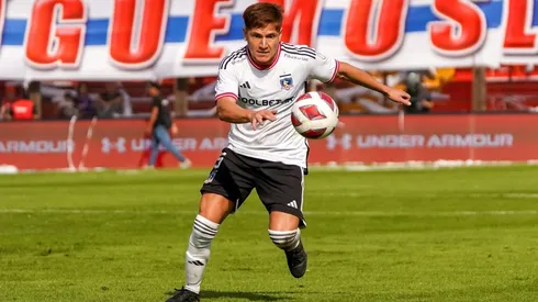 Leonardo Gil desató la furia del pueblo albo.