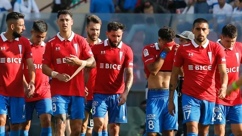 Los cruzados no pudieron aprovechar el hombre de más ante los albos