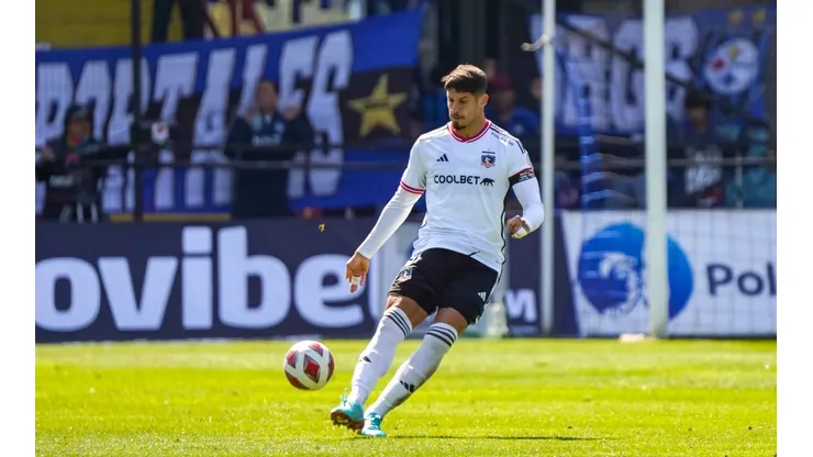 Matías de Los Santos es gran figura en la defensa de Colo Colo