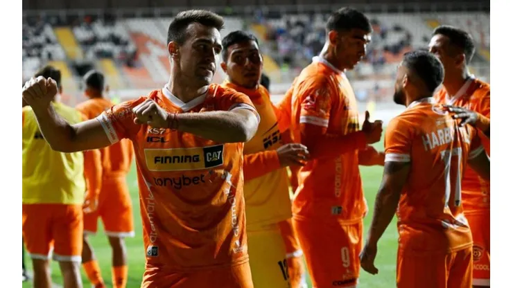 Cobreloa espera calmar un poco sus aguas con este cambio.