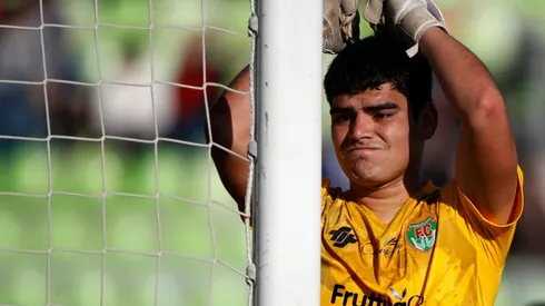 Tomás López batalló en el arco de Chimbarongo y trató de hacer lo que pudo ante la U.