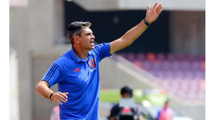 Mauricio Pellegrino no quiere pasar papelones en la Copa Chile ante Chimbarongo.
