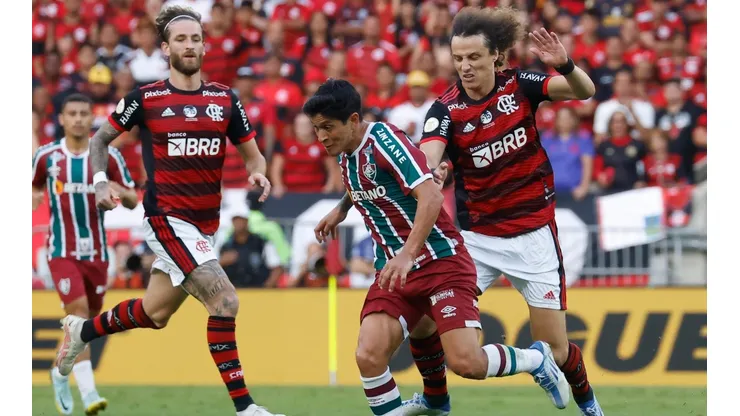 Flamengo y Fluminense disputan el título del Campeonato Carioca.