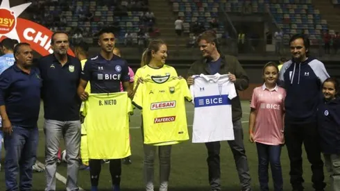 Nieto fue reconocido por la alcaldesa Isabel Valenzuela.