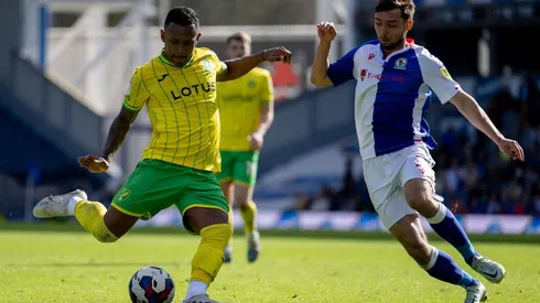 Norwich le gana a domicilio al Blackburn Rovers