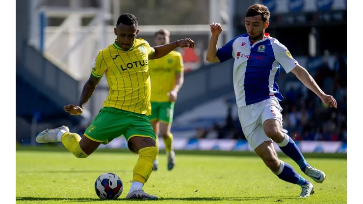 Norwich le gana a domicilio al Blackburn Rovers