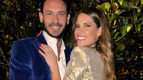 Mauricio Pinilla y Gala Caldirola.