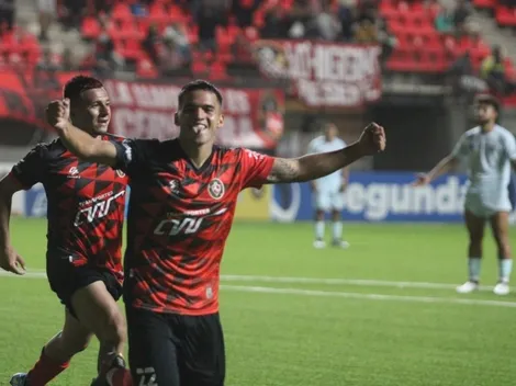 El futbolista que no pudo jugar en la U y ahora se luce en la Segunda División