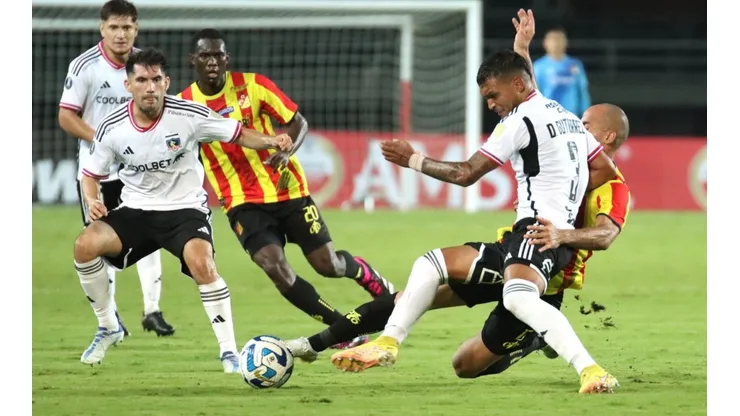 Ex Colo Colo categórico con su análisis al debut de los Albos en la Libertadores