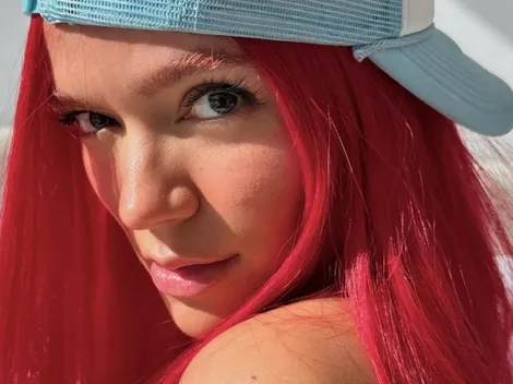 Karol G se indigna por extrema edición de su imagen para revista