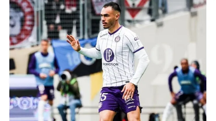 Gabriel Suazo va por su primer trofeo en el Viejo Continente.