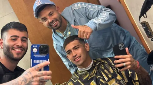 En pleno trabajo junto al colombiano Edwin Cardona y Román Fernández.