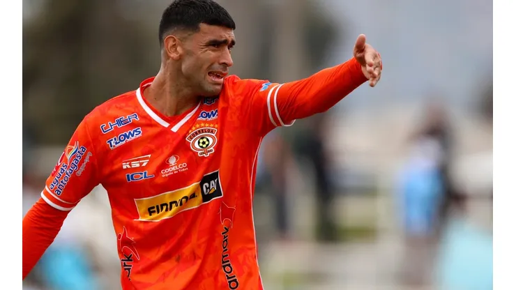 David Escalante está viviendo un infierno en Cobreloa.