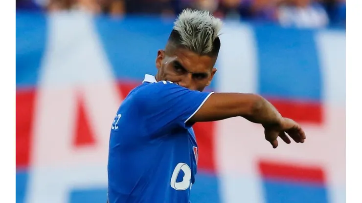 Fernández sigue a la espera de una sanción por parte del club universitario.