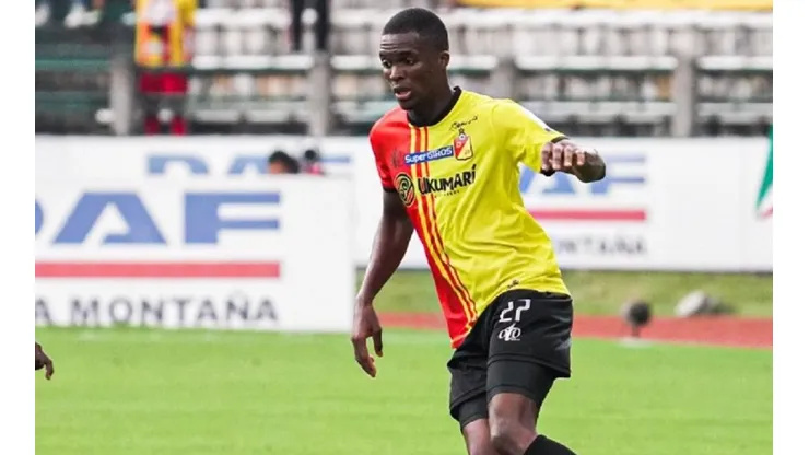El conjunto colombiano llega con dudas al partido contra Colo Colo.