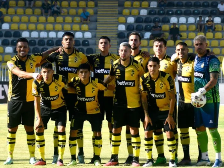 Tribunal sanciona a Coquimbo Unido y da los puntos a Cobresal