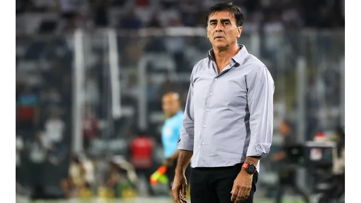 Quinteros deberá mover piezas en su esquema titular.