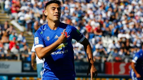 Mora no se olvida de la U de Chile.