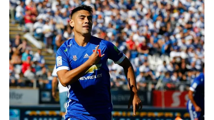 Mora no se olvida de la U de Chile.