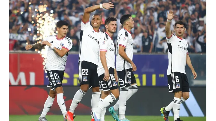 Colo Colo deberá viajar hasta Colombia para debutar ante Deportivo Pereira.