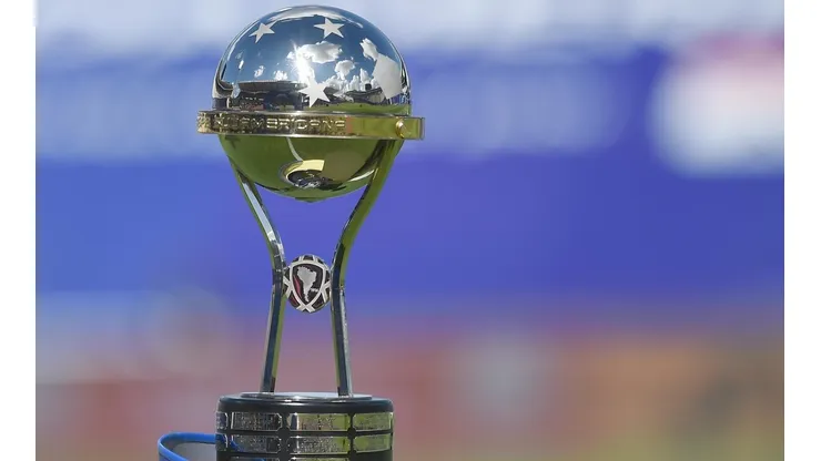 Los equipos chilenos lucharán por levantar la Copa Sudamericana