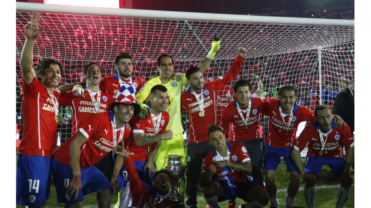 En la previa al duelo, se vivió el homenaje a ex jugadores de la Generación Dorada