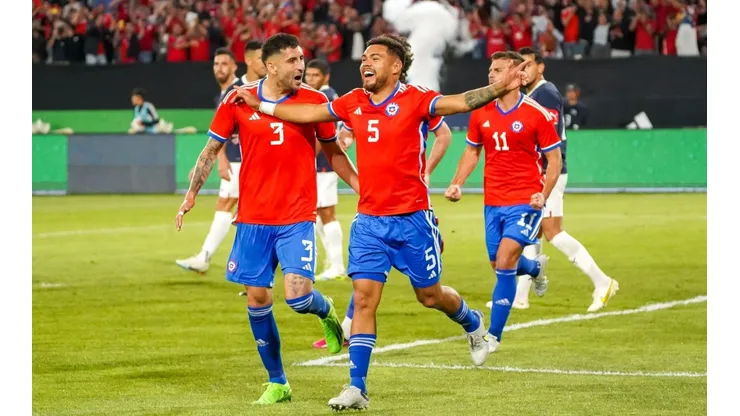 Paulo Díaz convirtió el primer gol de Chile.