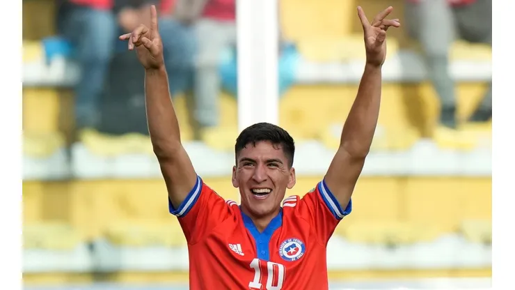 Marcelino Núñez quiere ser titular en la selección